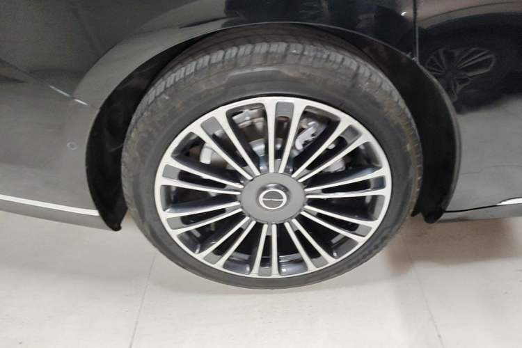 Used Hima Stelato S9 2025 Extended-Range Max+ Right Rear Wheel Hub