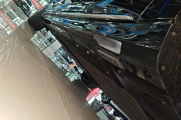 Used Hima Stelato S9 2025 Extended-Range Ultra Right Side Sill
