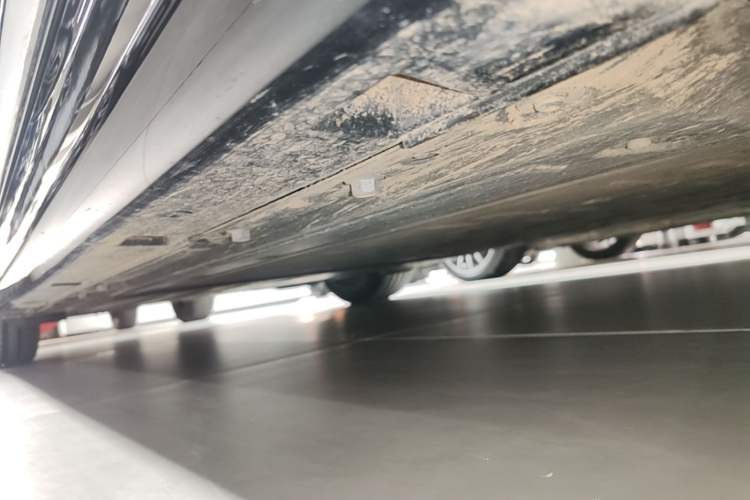 Used Hima Stelato S9 2025 Extended-Range Ultra Right Side Sill
