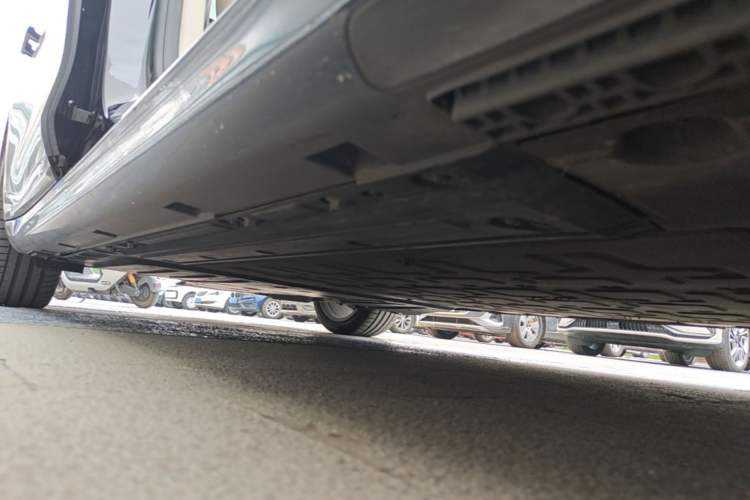 Used Hima Stelato S9 2025 Extended-Range Ultra Right Side Sill