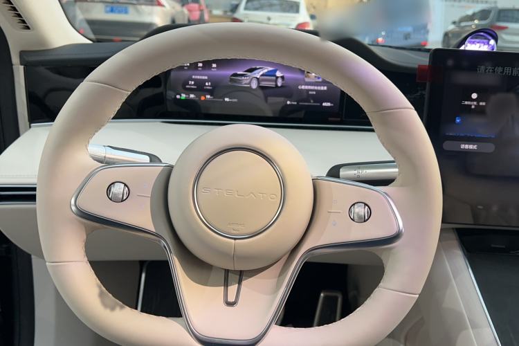 Used Hima Stelato S9 2025 Extended-Range Max+ Steering Wheel
