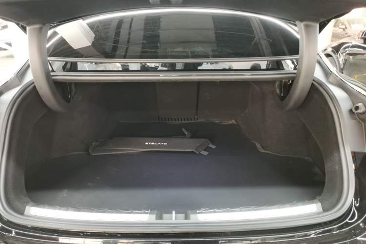 Used Hima Stelato S9 2025 Extended-Range Ultra Trunk