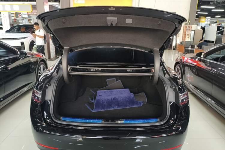 Used Hima Stelato S9 2025 Extended-Range Ultra Trunk