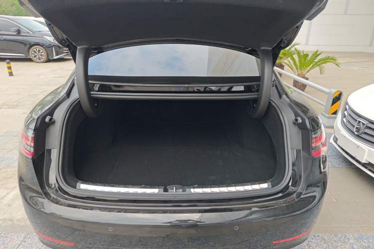 Used Hima Stelato S9 2025 Extended-Range Ultra Trunk