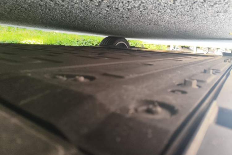 Used Hima Stelato S9 2025 Extended-Range Max+ Chassis Front Right