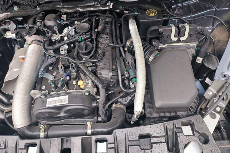 Used Hima Stelato S9 2025 Extended-Range Ultra Engine Bay Left