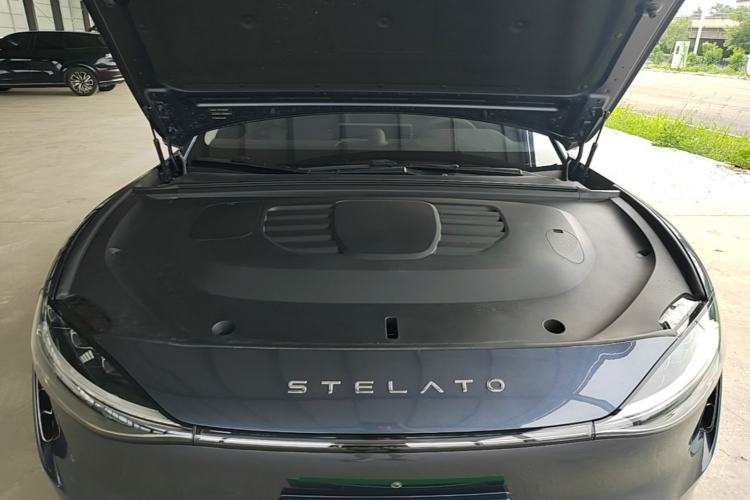 Used Hima Stelato S9 2025 Extended-Range Ultra Engine Bay