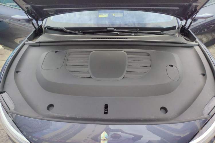 Used Hima Stelato S9 2025 Extended-Range Ultra Engine Bay