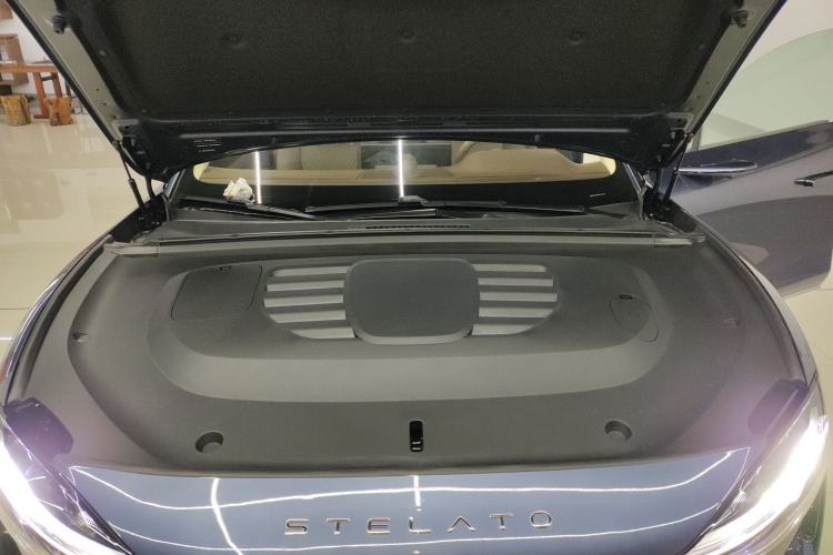Used Hima Stelato S9 2025 Extended-Range Ultra Engine Bay