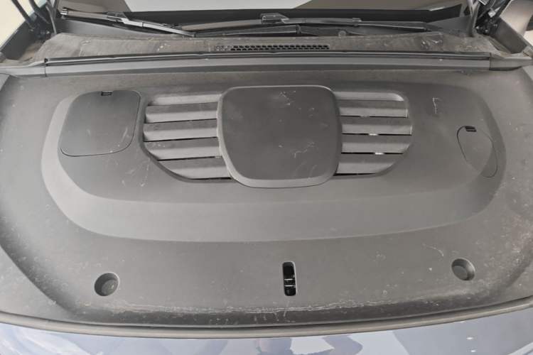 Used Hima Stelato S9 2025 Extended-Range Max+ Engine Bay