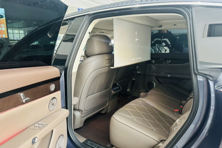 Used Hima Stelato S9 2025 Extended-Range Ultra Interior 2