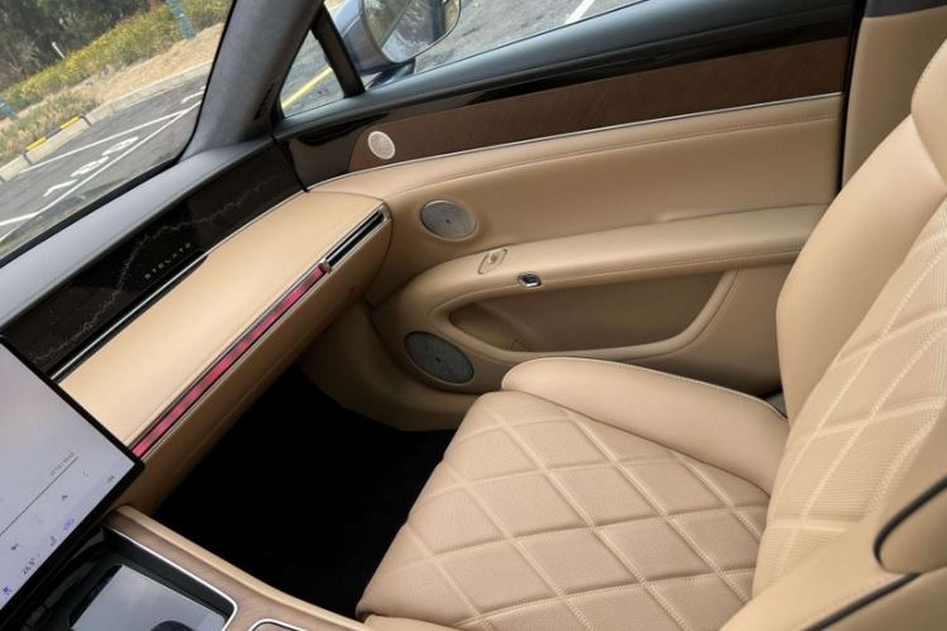 Used Hima Stelato S9 2025 Extended-Range Ultra Interior 7
