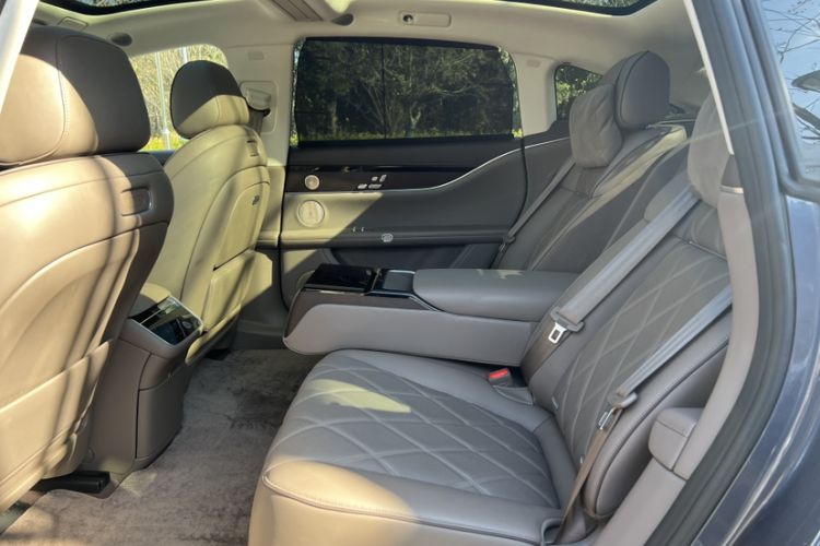 Used Hima Stelato S9 2025 Extended-Range Ultra Interior 9