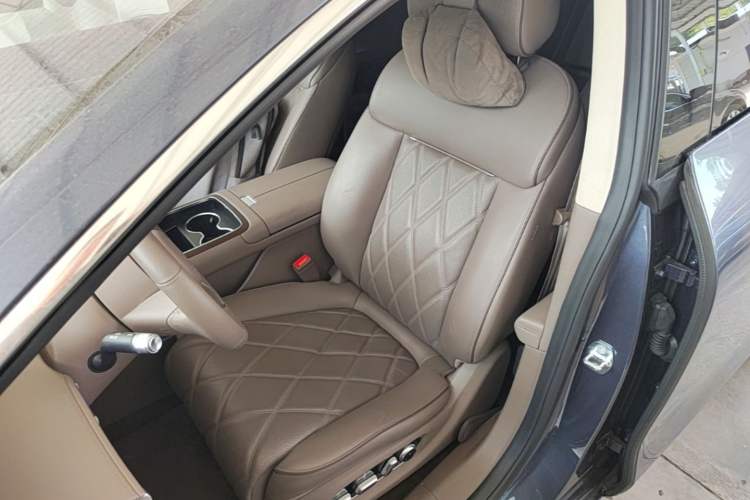 Used Hima Stelato S9 2025 Extended-Range Ultra Left Front Seat