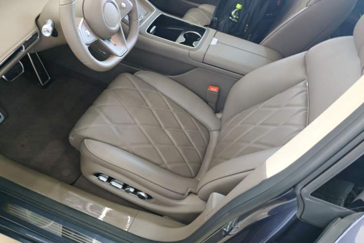 Used Hima Stelato S9 2025 Extended-Range Max+ Left Front Seat