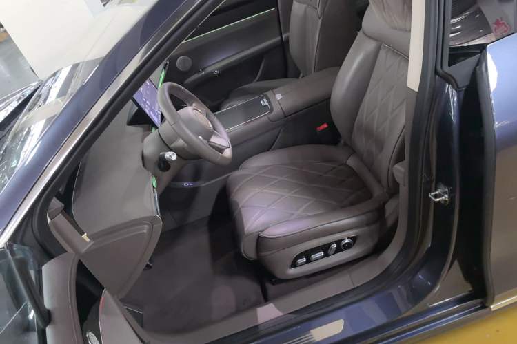 Used Hima Stelato S9 2025 Extended-Range Ultra Left Front Seat