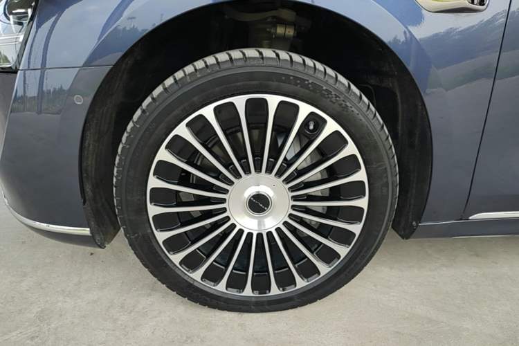 Used Hima Stelato S9 2025 Extended-Range Ultra Left Front Wheel Hub