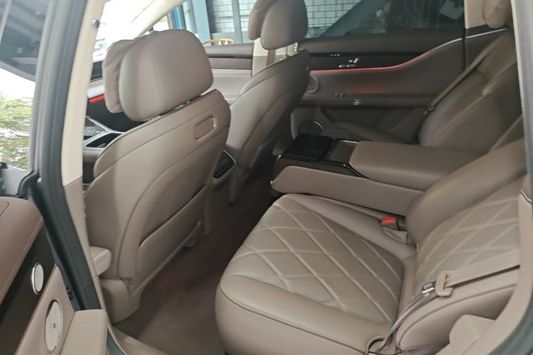 Used Hima Stelato S9 2025 Extended-Range Ultra Left Rear Seat