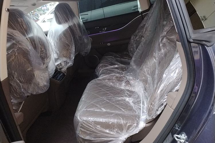 Used Hima Stelato S9 2025 Extended-Range Ultra Left Rear Seat