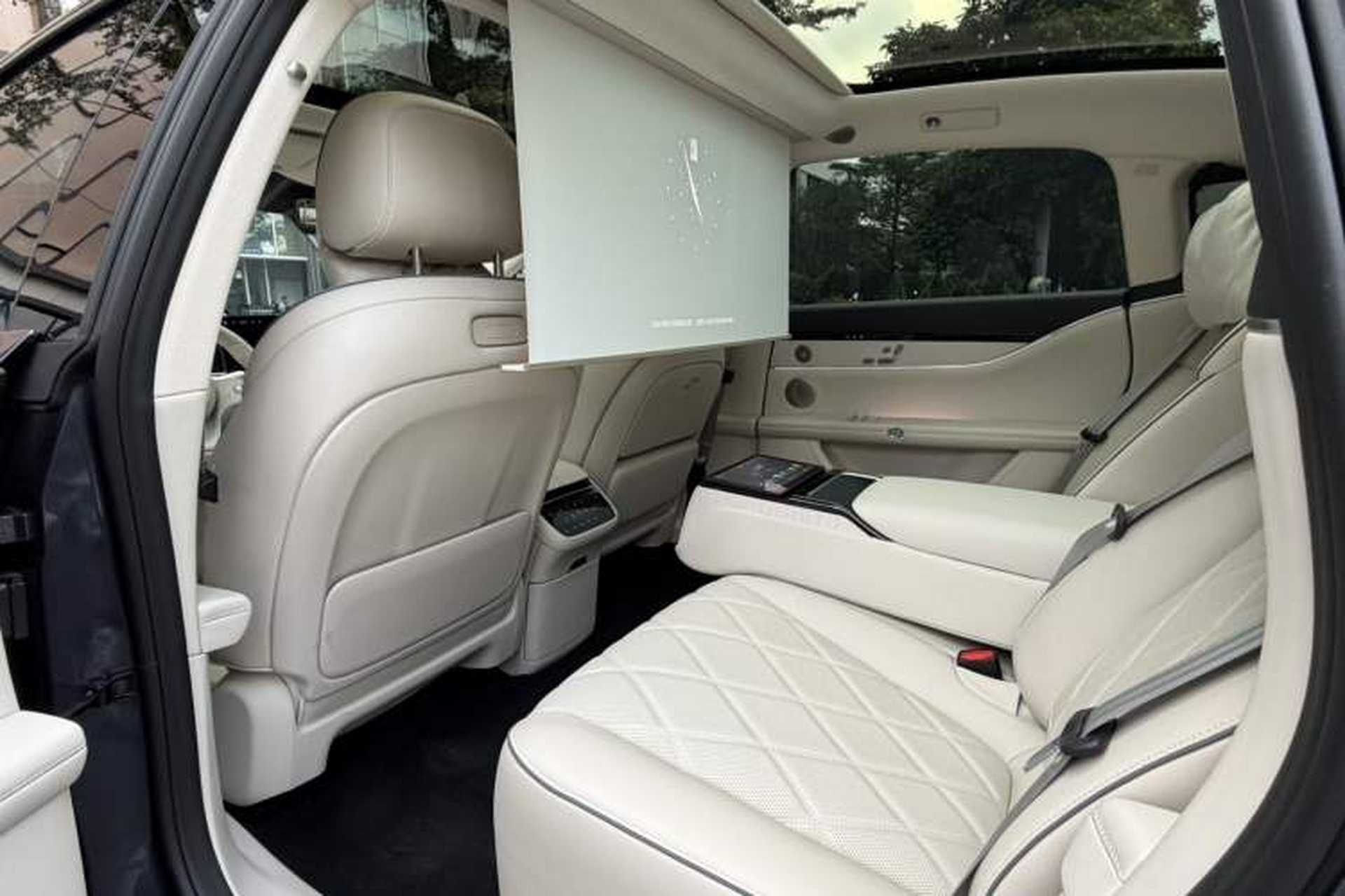 Used Hima Stelato S9 2025 Extended-Range Ultra Left Rear Seat