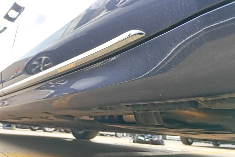 Used Hima Stelato S9 2025 Extended-Range Ultra Left Side Sill