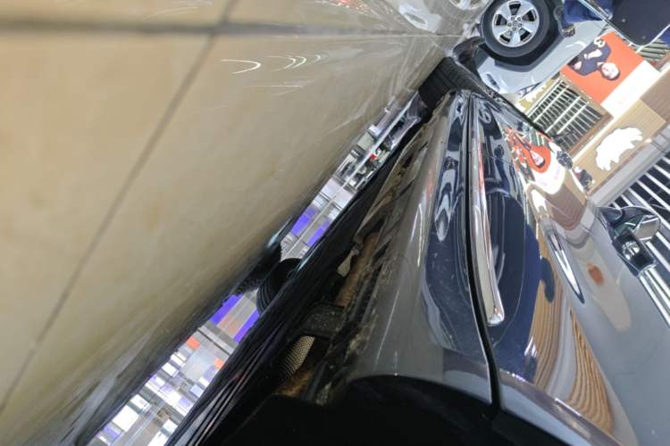 Used Hima Stelato S9 2025 Extended-Range Max+ Left Side Sill