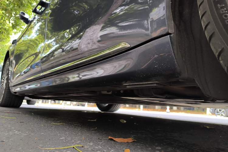 Used Hima Stelato S9 2025 Extended-Range Ultra Left Side Sill