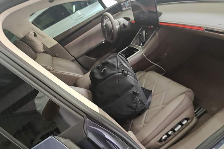 Used Hima Stelato S9 2025 Extended-Range Ultra Right Front Seat