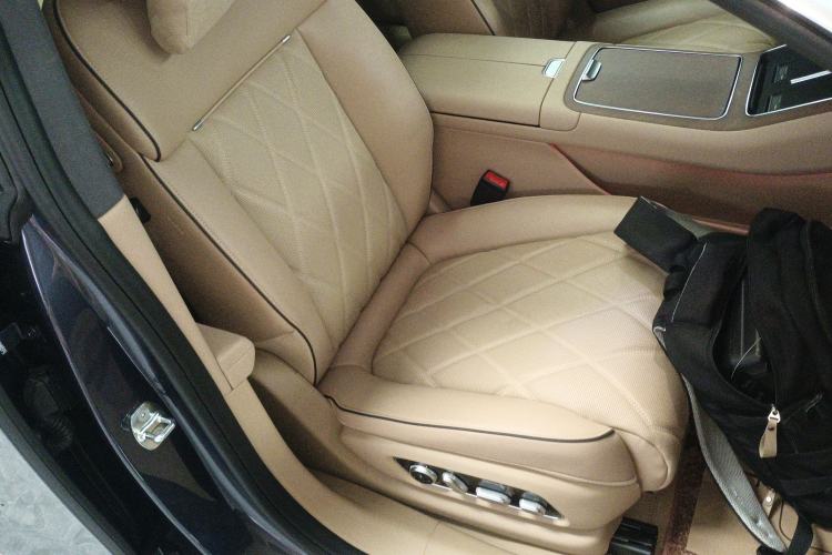 Used Hima Stelato S9 2025 Extended-Range Ultra Right Front Seat