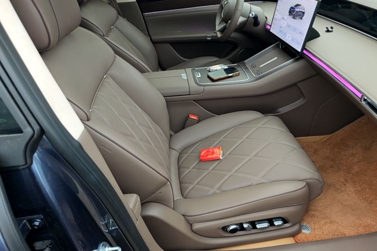 Used Hima Stelato S9 2025 Extended-Range Max+ Right Front Seat