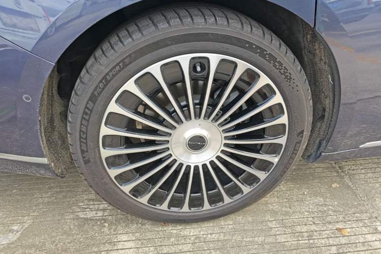 Used Hima Stelato S9 2025 Extended-Range Ultra Right Rear Wheel Hub