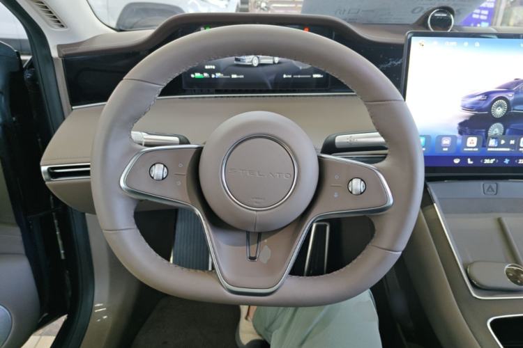 Used Hima Stelato S9 2025 Extended-Range Max+ Steering Wheel