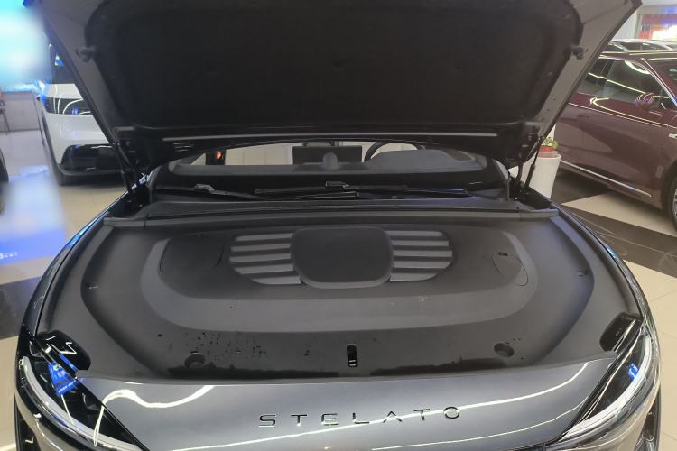Used Hima Stelato S9 2025 Extended-Range Max+ Engine Bay
