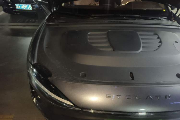Used Hima Stelato S9 2025 Extended-Range Ultra Engine Bay Right
