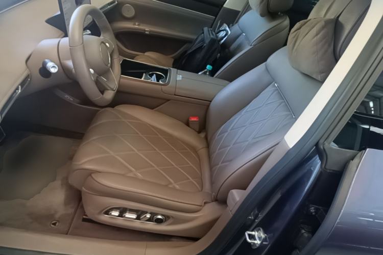 Used Hima Stelato S9 2025 Extended-Range Ultra Left Front Seat