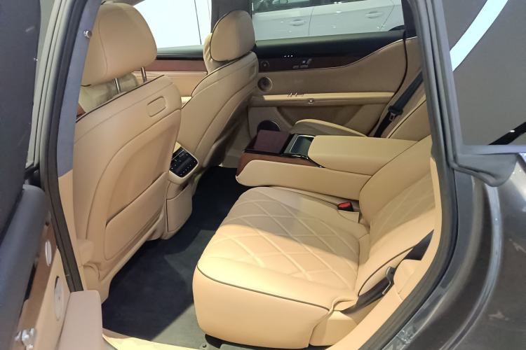 Used Hima Stelato S9 2025 Extended-Range Max+ Left Rear Seat