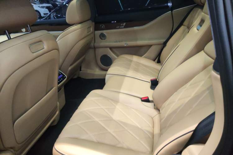 Used Hima Stelato S9 2025 Extended-Range Max+ Left Rear Seat