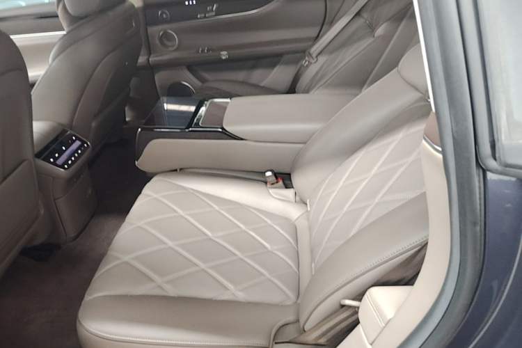 Used Hima Stelato S9 2025 Extended-Range Max+ Left Rear Seat