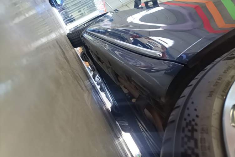 Used Hima Stelato S9 2025 Extended-Range Ultra Left Side Sill