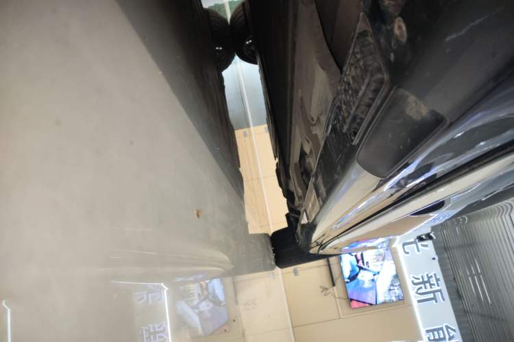 Used Hima Stelato S9 2025 Extended-Range Max+ Left Side Sill