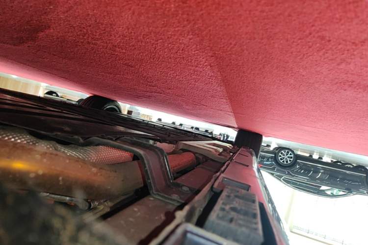 Used Hima Stelato S9 2025 Extended-Range Ultra Left Side Sill