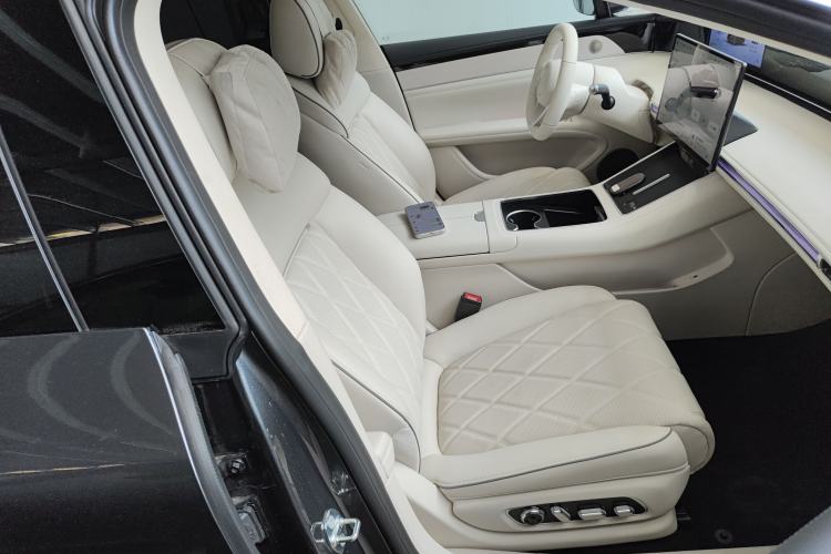Used Hima Stelato S9 2025 Extended-Range Ultra Right Front Seat