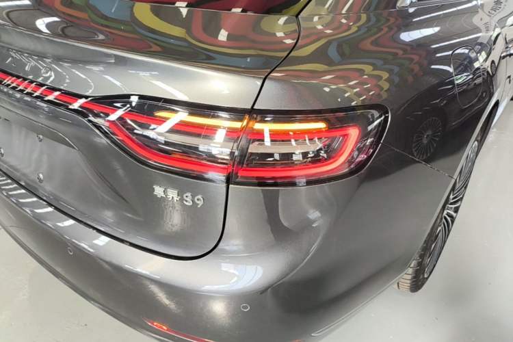 Used Hima Stelato S9 2025 Extended-Range Ultra Right Rear Taillight