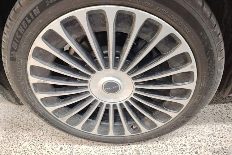 Used Hima Stelato S9 2025 Extended-Range Max+ Right Rear Wheel Hub