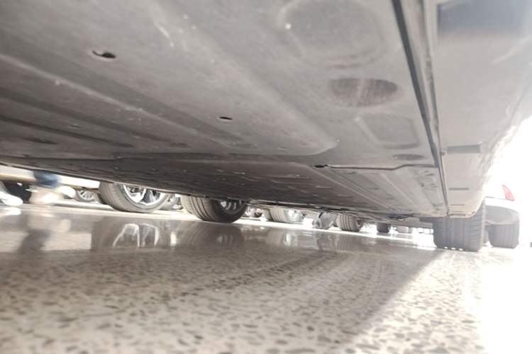 Used Hima Stelato S9 2025 Extended-Range Max+ Right Side Sill