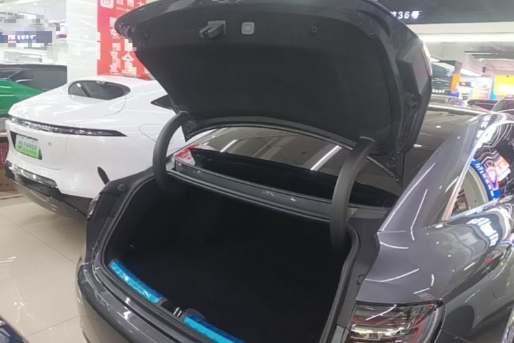 Used Hima Stelato S9 2025 Extended-Range Ultra Trunk