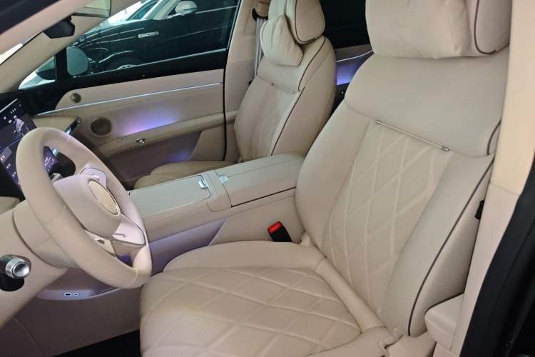 Used Hima Stelato S9 2025 Extended-Range Ultra Left Front Seat