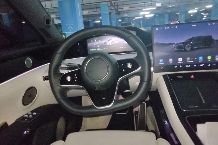 Used Hima Stelato S9 2025 Extended-Range Max+ Steering Wheel