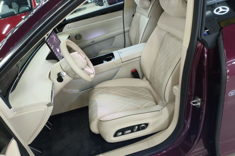 Used Hima Stelato S9 2025 Extended-Range Ultra Left Front Seat