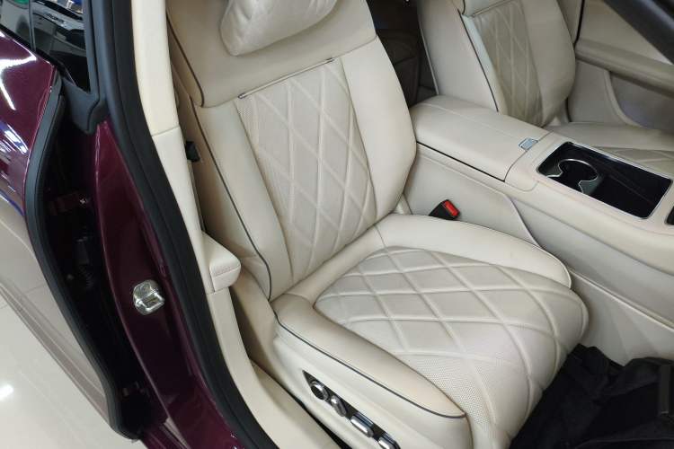 Used Hima Stelato S9 2025 Extended-Range Ultra Right Front Seat